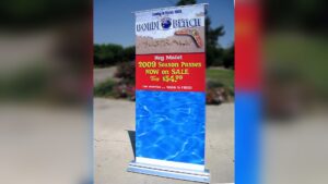 Banners-Retractable-Banners-Island Waterpark